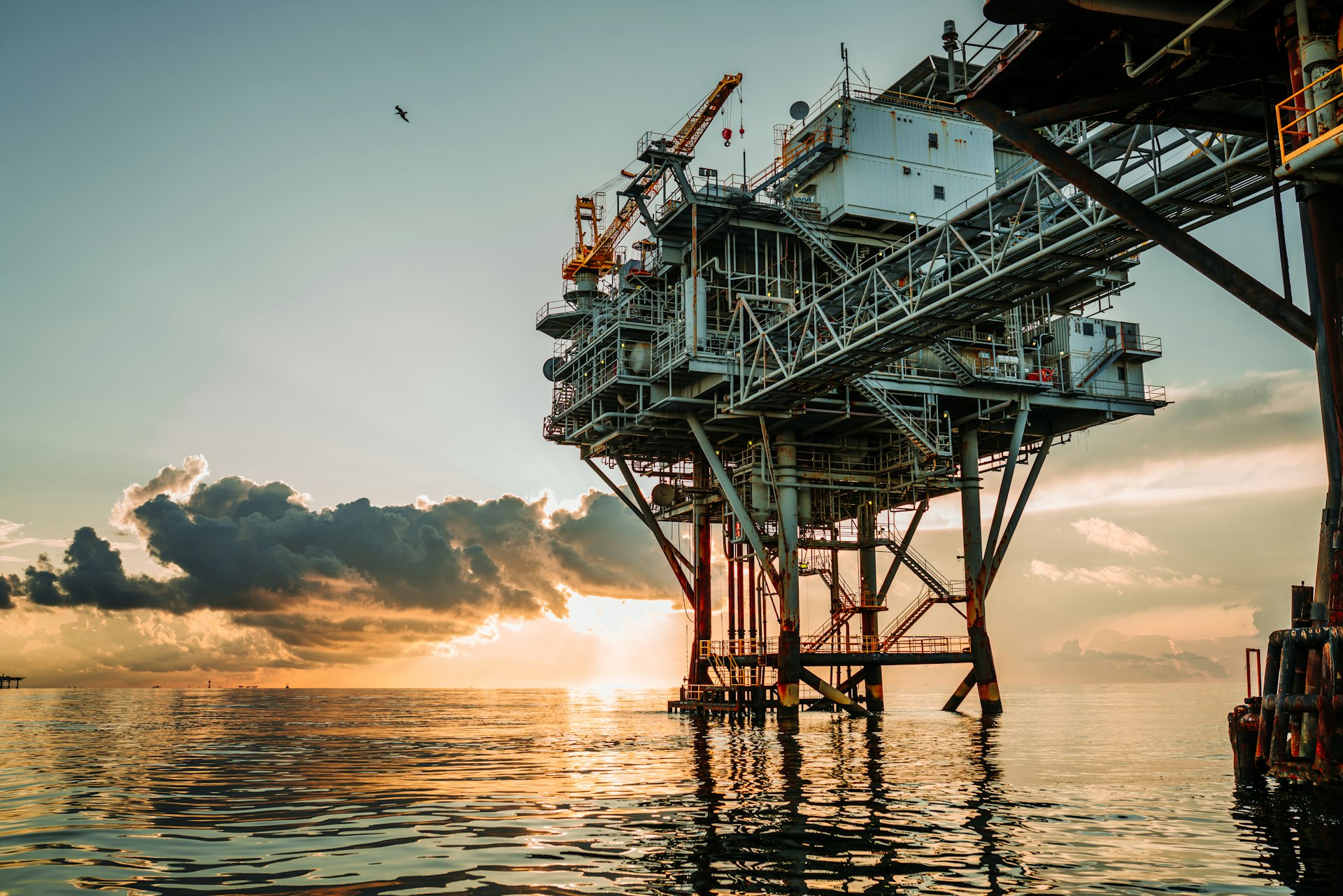 Why the Best Oil & Gas Operators Now Run Dual Ledgers for Carbon and Cash — oil-gas